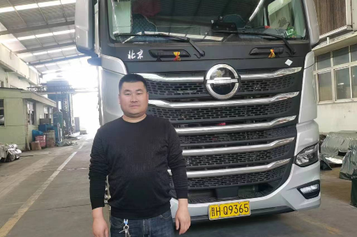 忻州首位車主老喬大話北京重卡燃氣車： 既省錢，又安全，開得輕松、開得放心